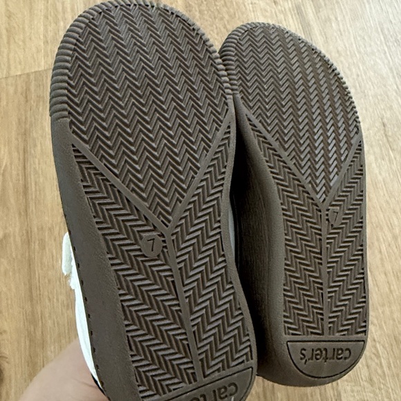 Carters Shoes - Picture 3 of 3